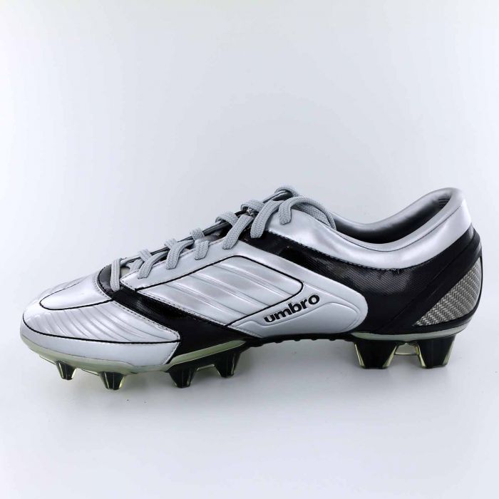 Umbro stealth clearance pro