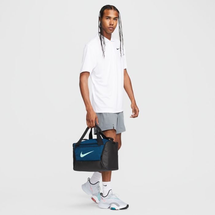 Nike Brasilia Winterized Training Duffel Bag S/M Size 41 Litre